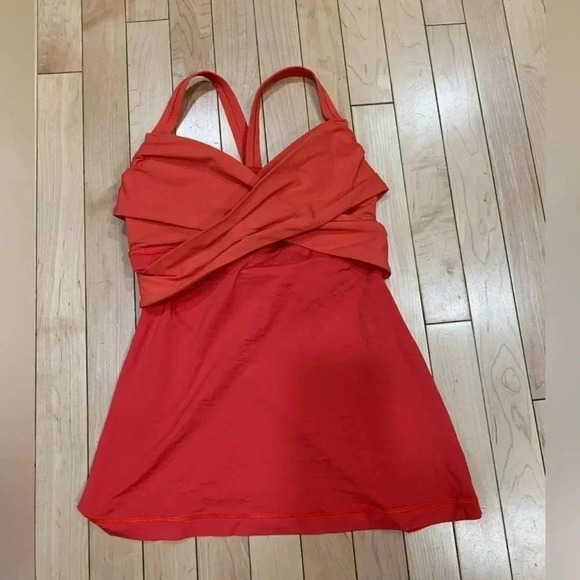 Lululemon Wrap It Up Tank Alarming | size 6 - Picture 3 of 6